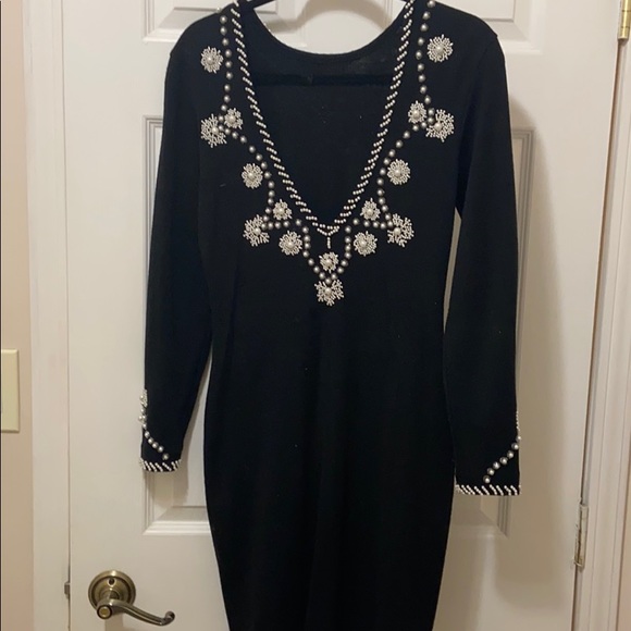 Dress - Picture 1 of 6